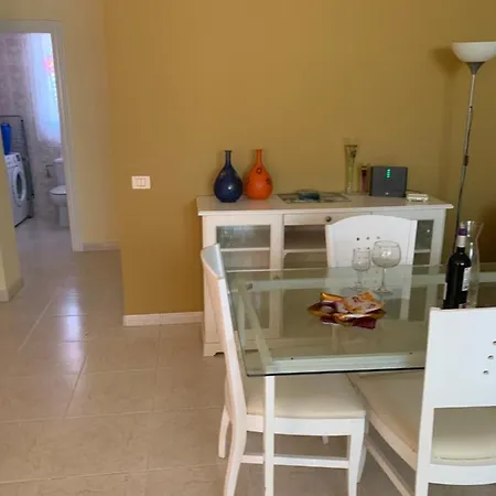 Casa Delia Cerca De La Playa Apartment