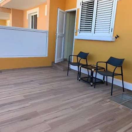 Casa Delia Cerca De La Playa Apartment